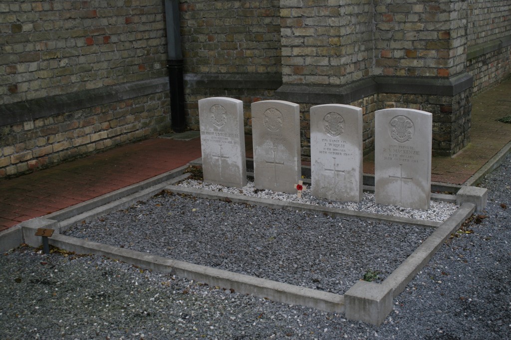 Zandvoorde Churchyard