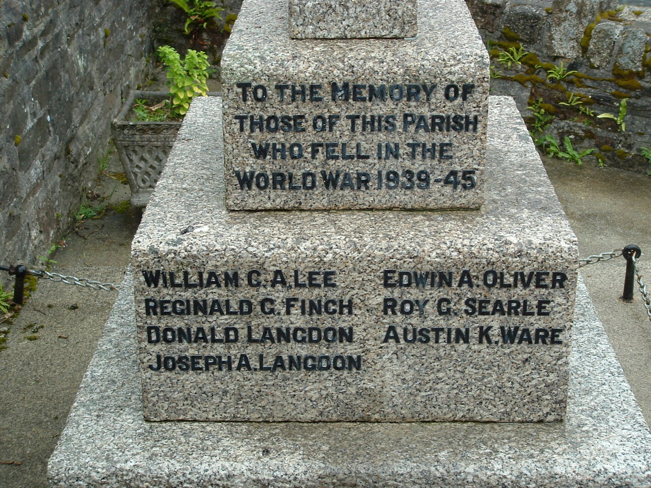 St. Neot Two War Memorials, Church of St. Neot & St. Neot Cemetery