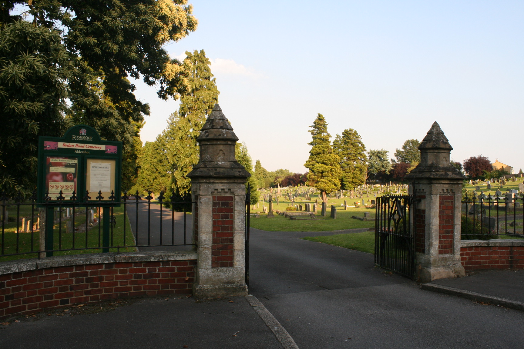 Aldershot – Redan Road Cemetery | With the British Army in Flanders ...